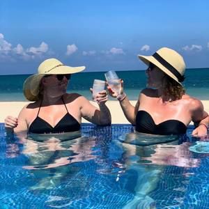 Meet your Posher, Angie